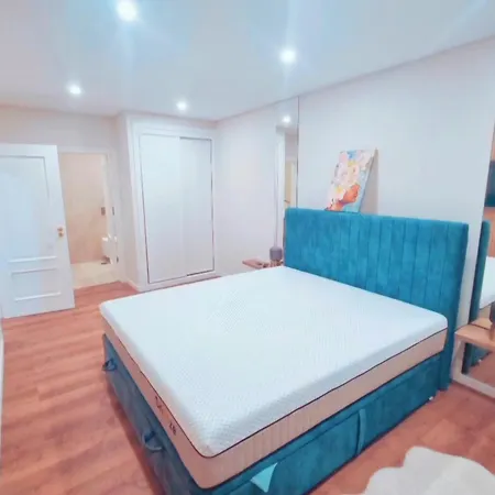 Ocean View Apartment *